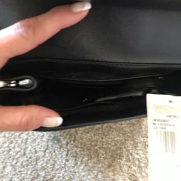 Michael Kors medium size black leather backpack - Picture 7 of 9